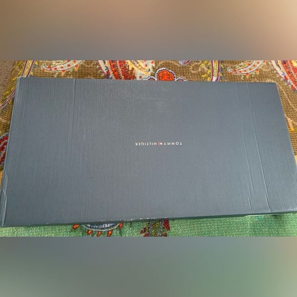 Tommy Hilfiger Women's Felvia Knee High Boot, Black, 6- NIB. - Picture 7 of 8